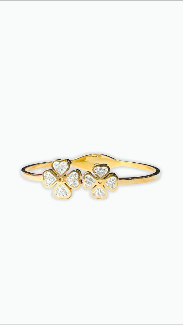 Radiant clover crystal bangle